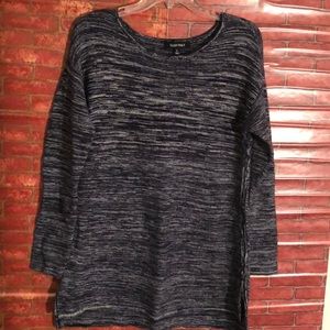 Ellen Tracy Navy Blue & white sweater L